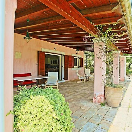 Villa Kleopatra Pouládes Eksteriør bilde
